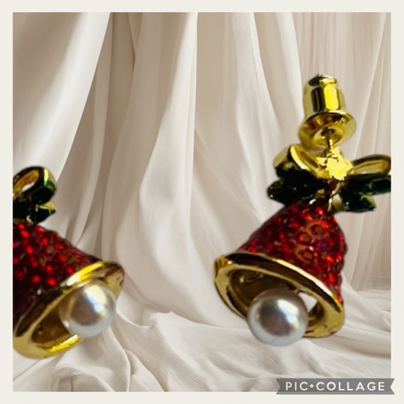 NEW Xmas Red & Green Rhinestone Pearl Bell Post Earrings - Picture 10 of 13